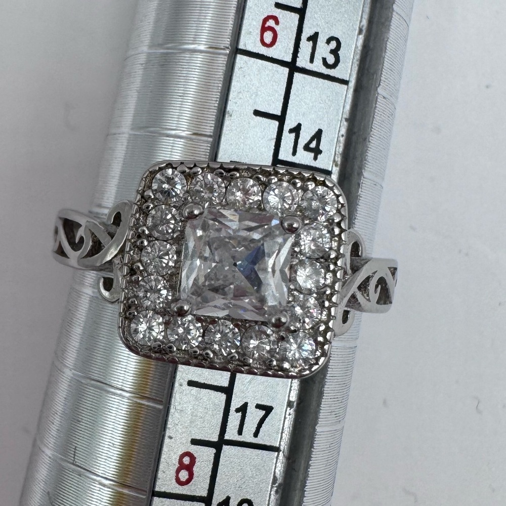 Nwt Ryze Ryze White Frost Cz .925 Sterling Silver Ring - Size 7